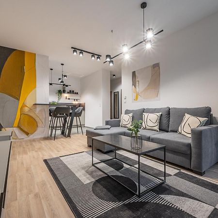 Condo With Balcony @ Downtown Budapest Extérieur photo